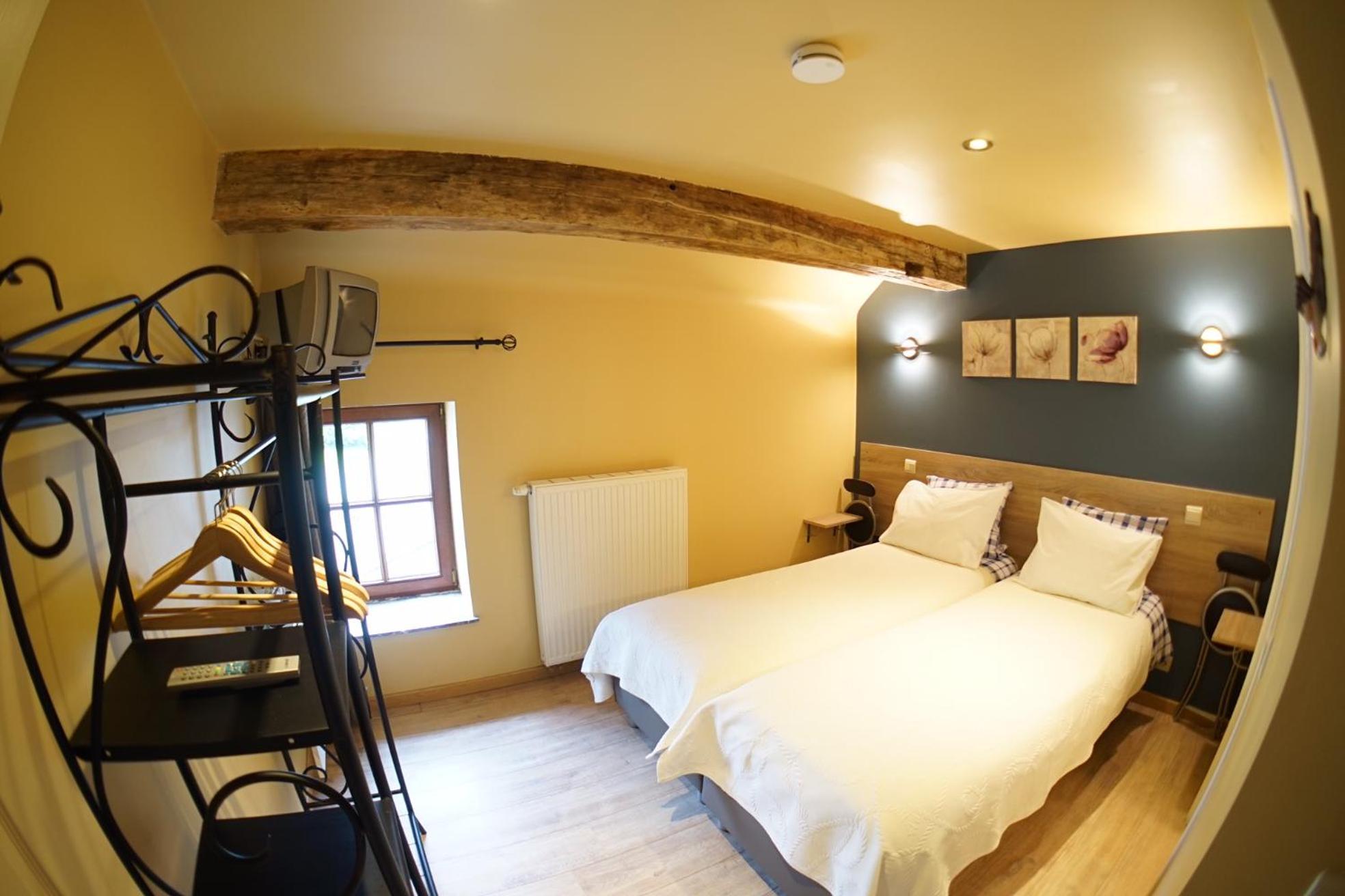 B&B Aux Anges โพรฟงเดอวีลล์ ภายนอก รูปภาพ
